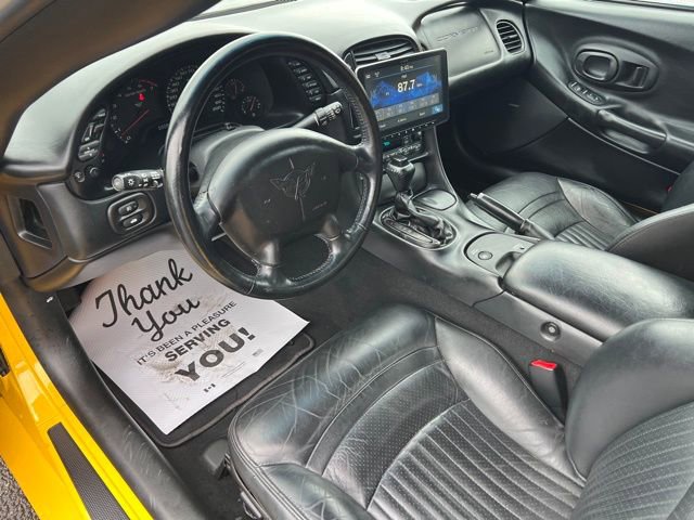 Used 2004 Chevrolet Corvette Convertible w/ Preferred Equipment Group RWD image 11