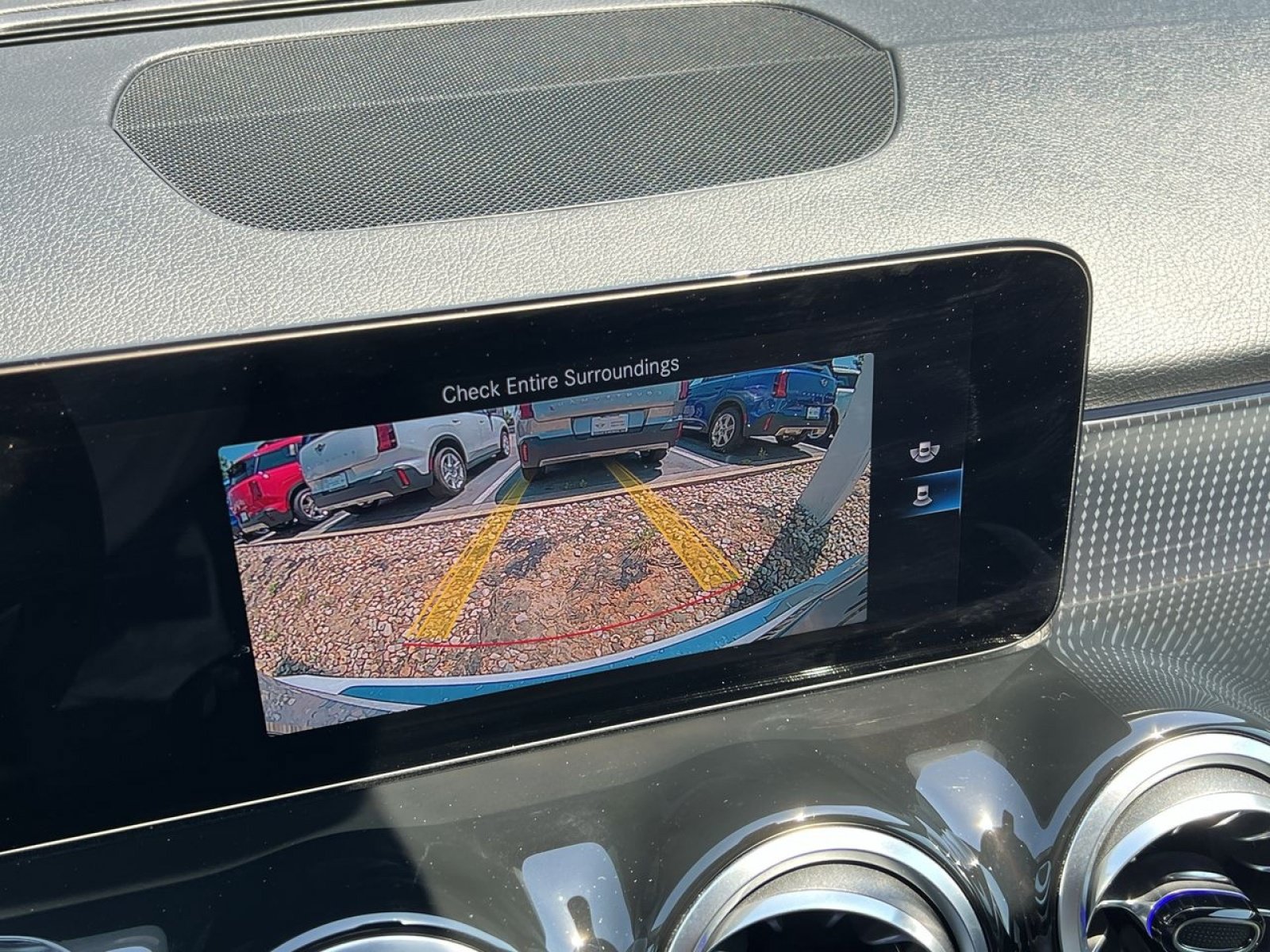 Used 2023 Mercedes-Benz GLB 250 4MATIC image 20