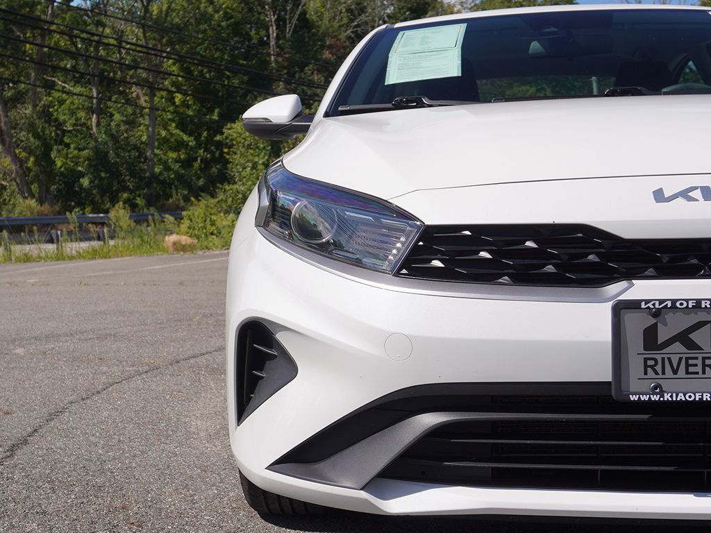 Used 2023 Kia Forte LXS w/ LXS Technology Package FWD image 11
