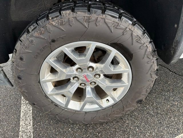 Used 2017 GMC Sierra 1500 SLT AWD/4WD image 9