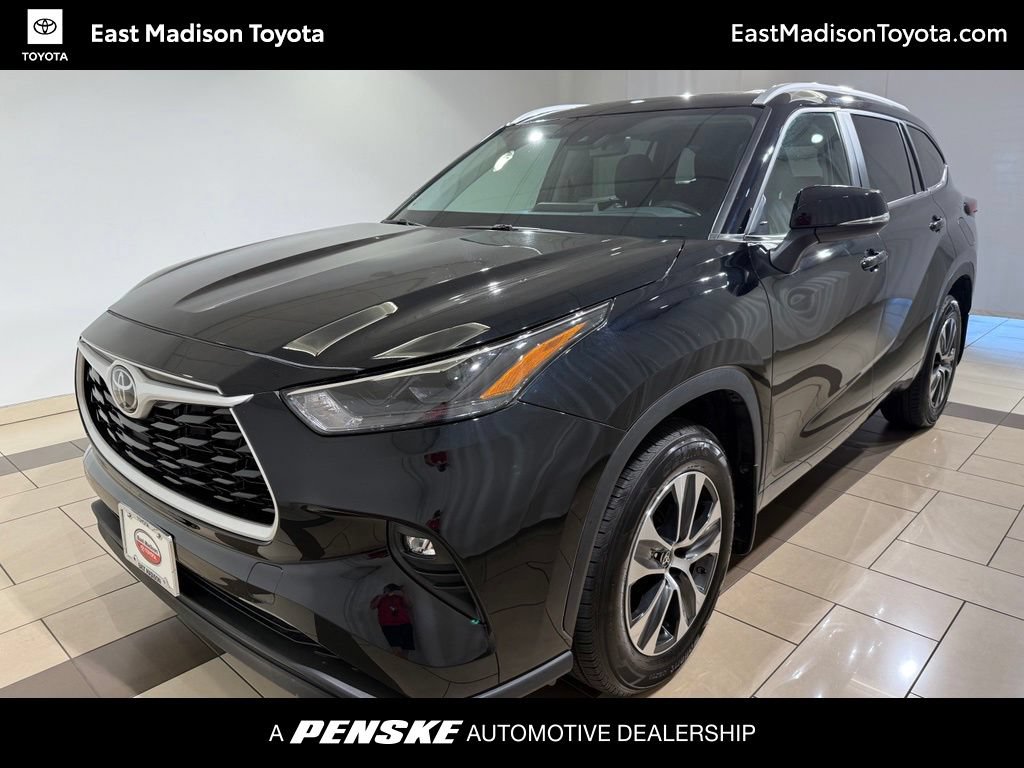Certified 2024 Toyota Highlander XLE