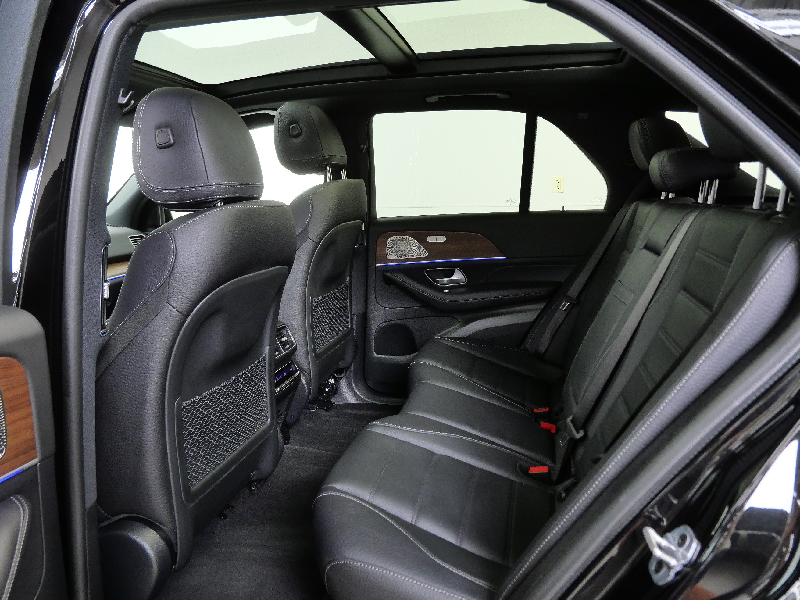 Certified 2026 Mercedes-Benz GLE 450e 4MATIC image 16
