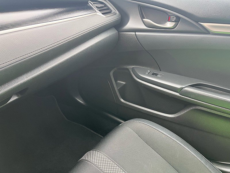 Used 2021 Honda Civic Sport image 27