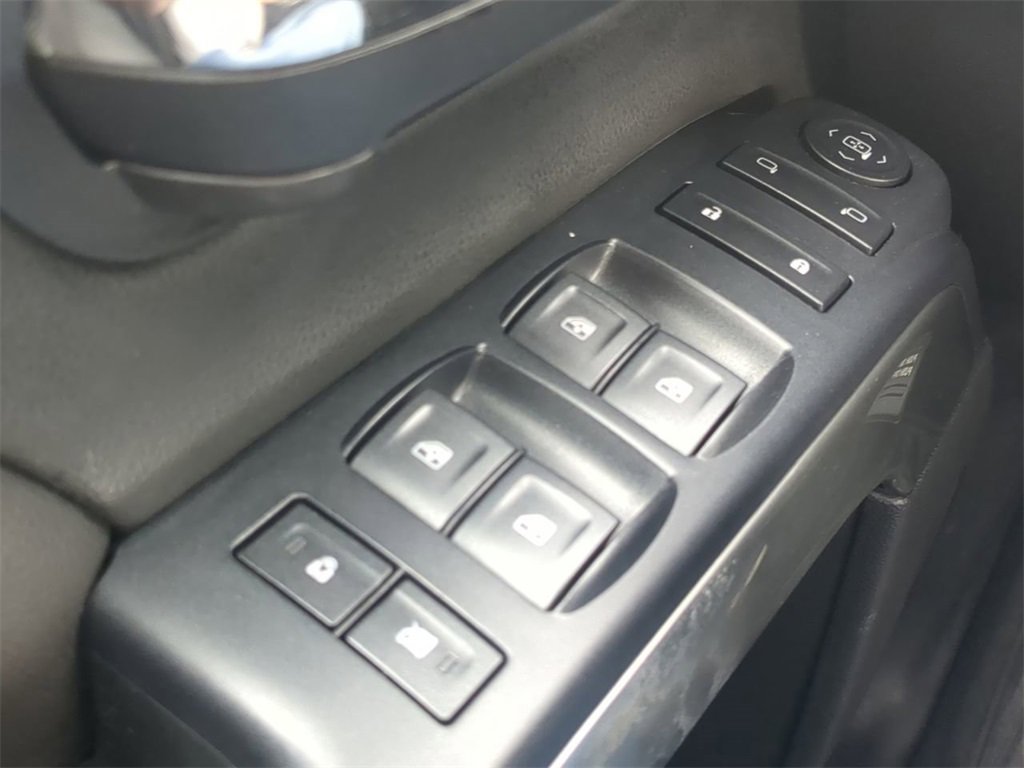 Used 2018 Chevrolet Silverado 1500 LT w/ All Star Edition image 22