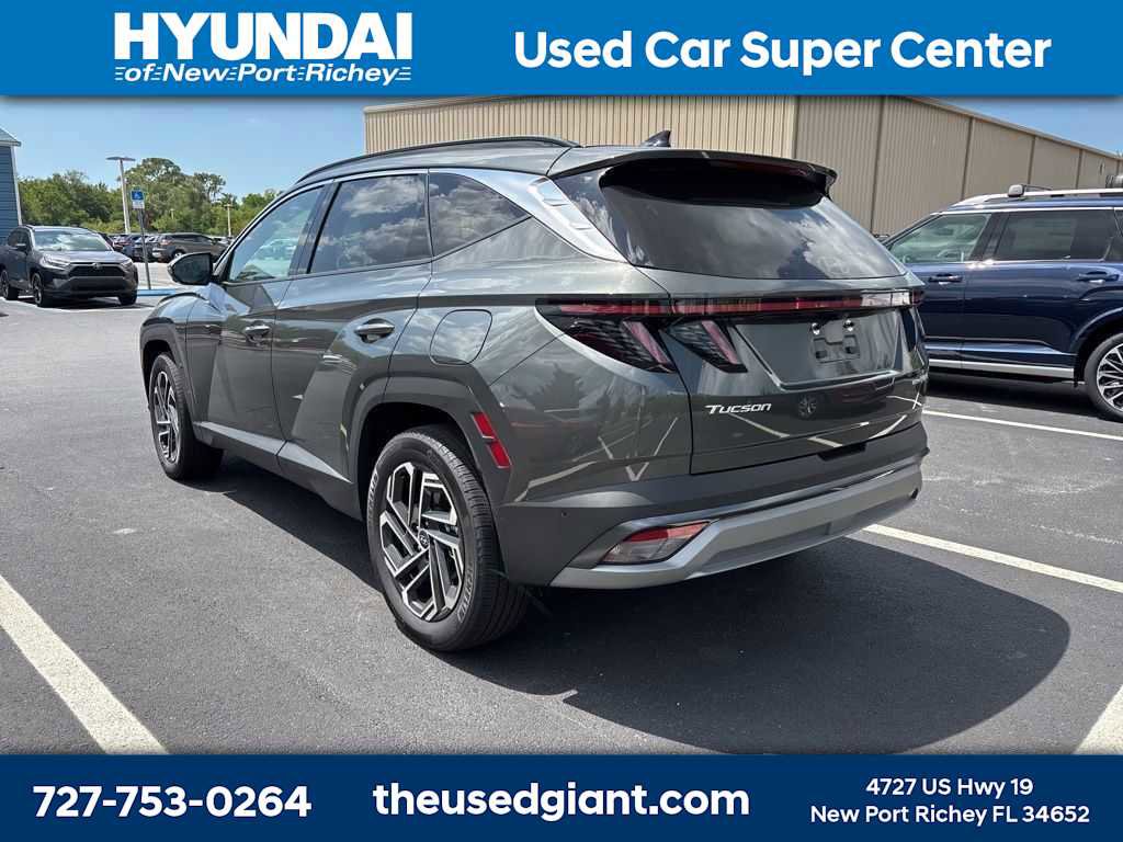 Used 2026 Hyundai Tucson Limited AWD/4WD image 2