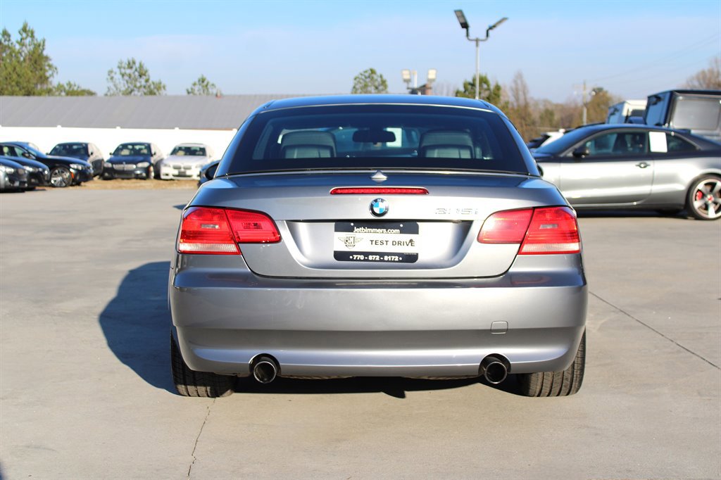 Used 2008 BMW 335i Convertible image 11