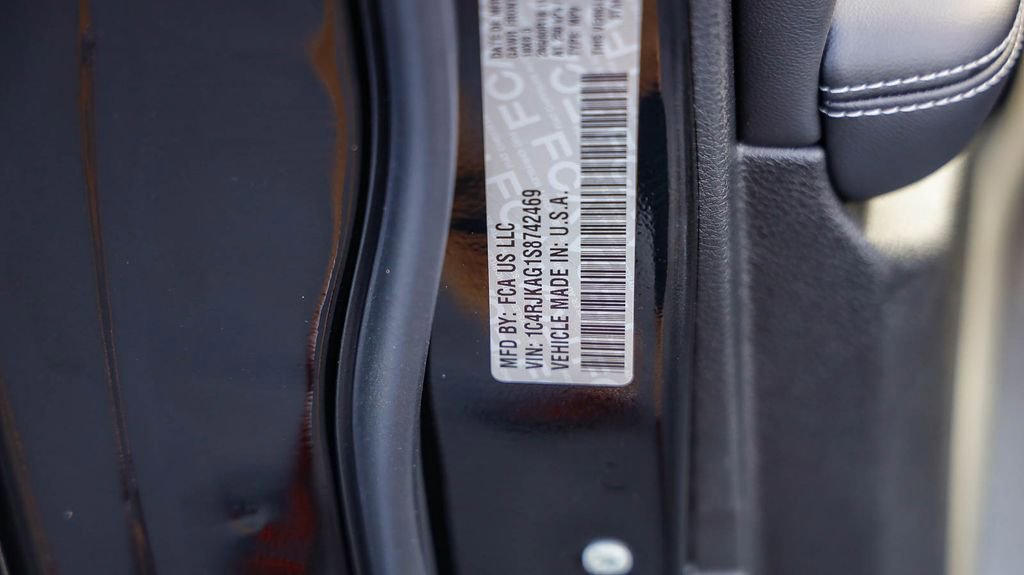 New 2025 Jeep Grand Cherokee L Altitude image 30