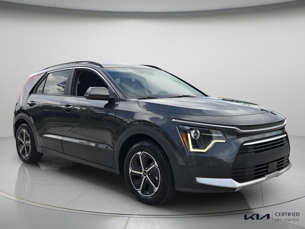 Certified 2024 Kia Niro EX FWD image 9