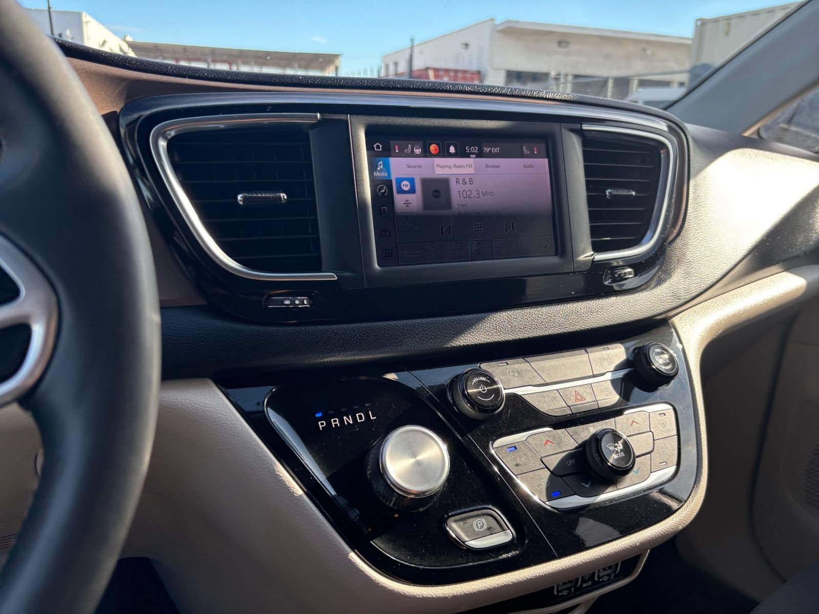 Used 2024 Chrysler Voyager LX FWD image 19
