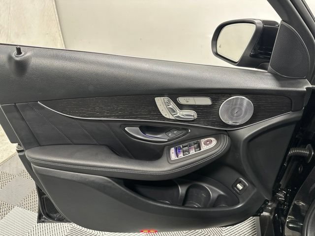Used 2021 Mercedes-Benz GLC 300 4MATIC image 14