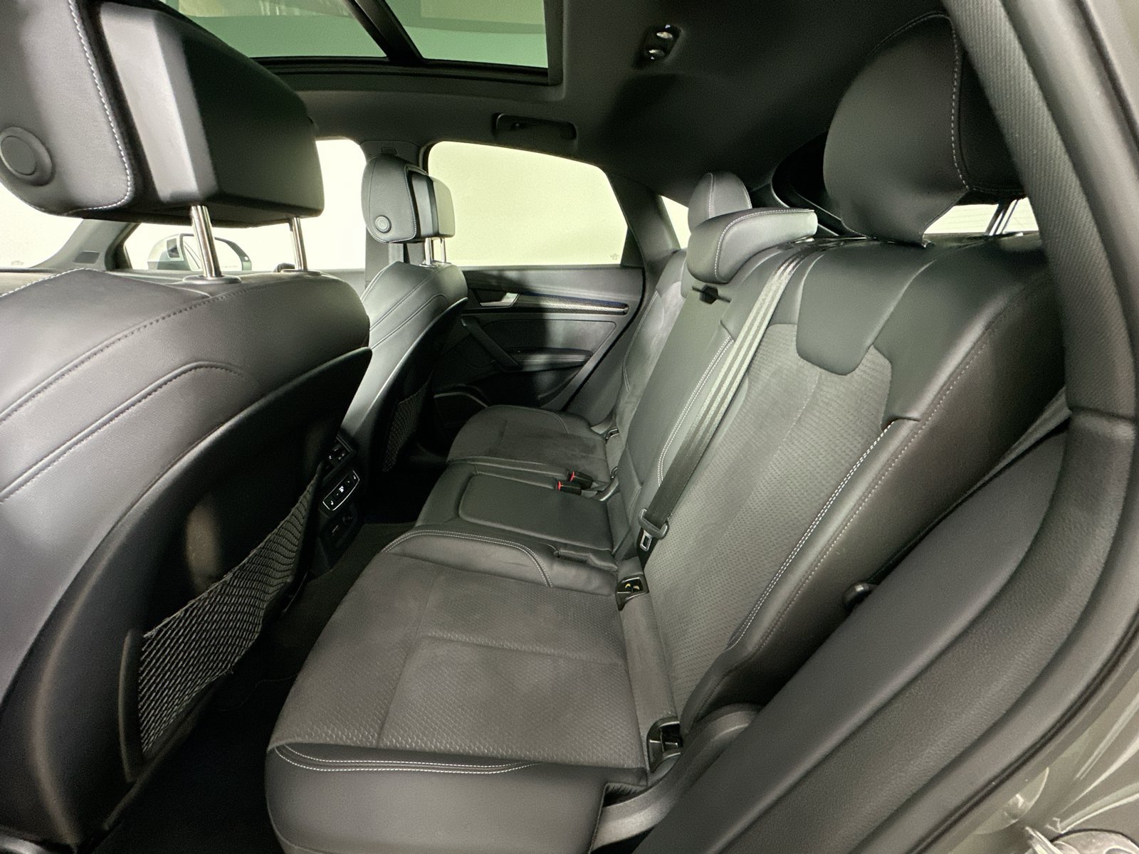 Certified 2023 Audi SQ5 Prestige w/ Prestige Package AWD/4WD image 37