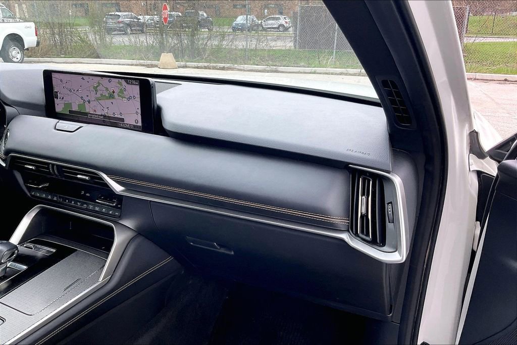 Certified 2024 MAZDA CX-90 3.3 Turbo w/ Premium Plus Pkg image 16