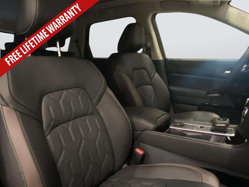 New 2026 Nissan Pathfinder Platinum w/ Cargo Package AWD/4WD image 33