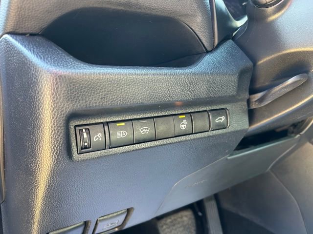 Used 2023 Toyota RAV4 XLE w/ Convenience Package image 32