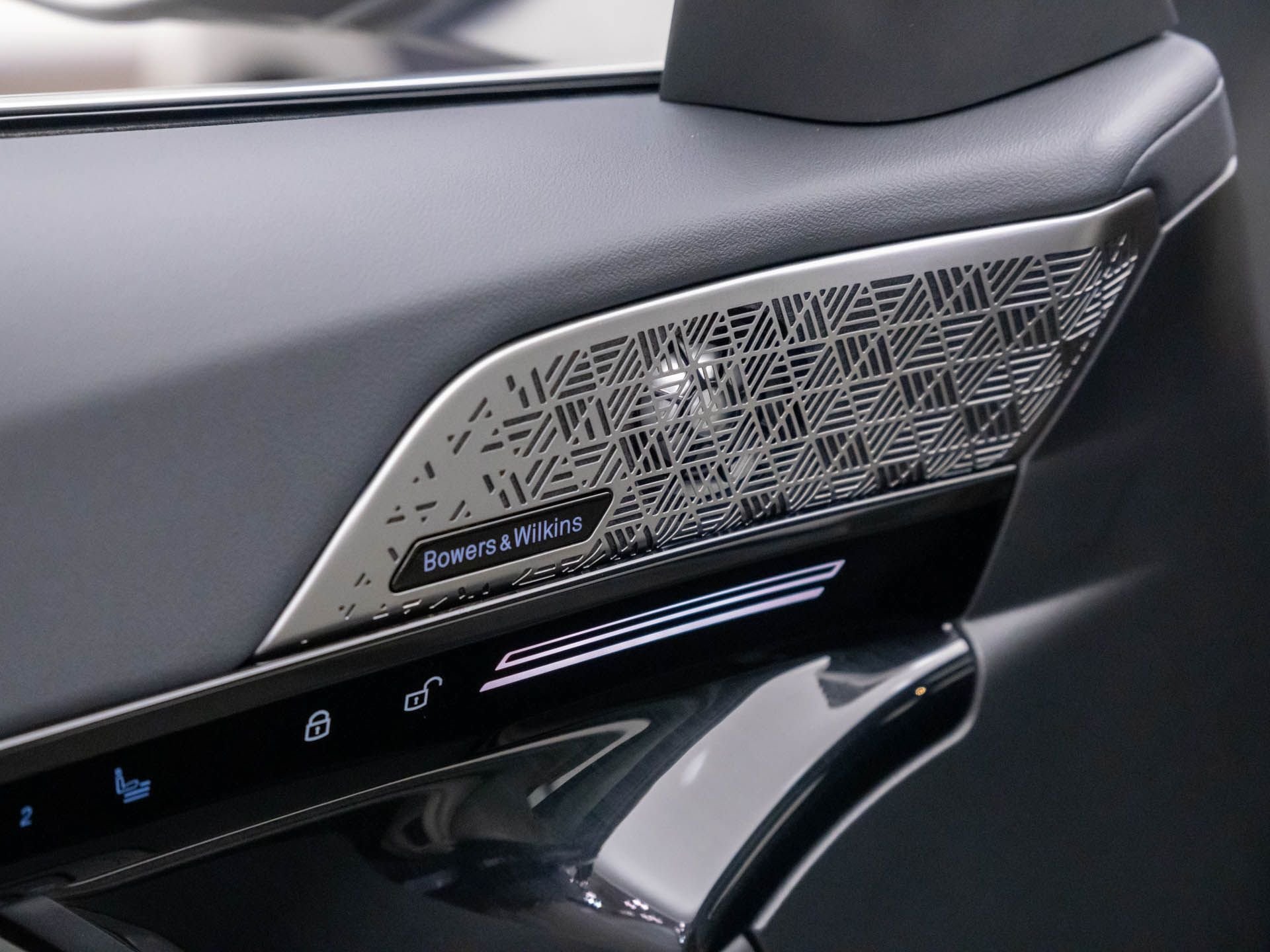 New 2026 BMW 530i xDrive AWD/4WD image 13