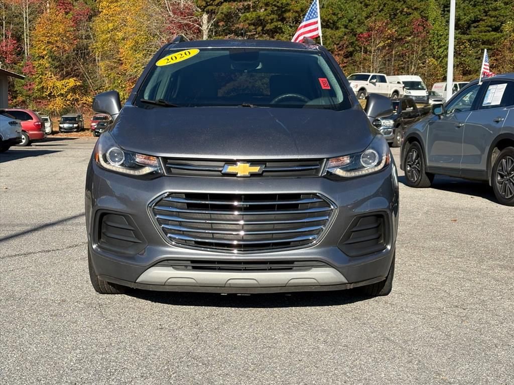 Used 2020 Chevrolet Trax LT image 2