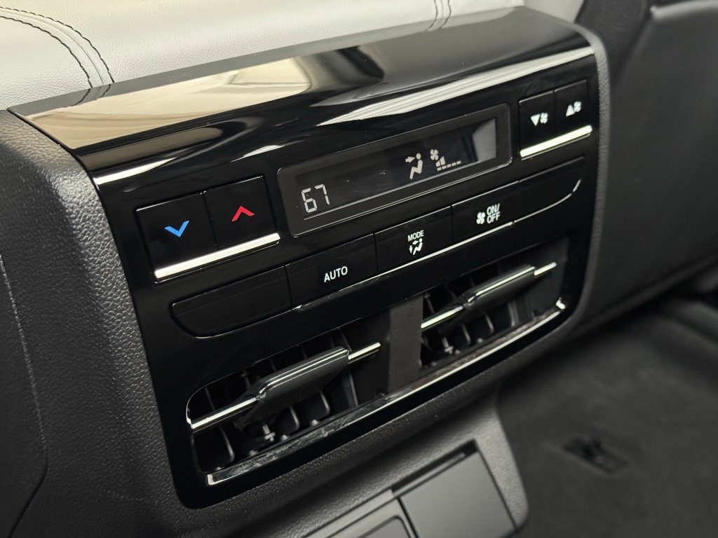 Used 2025 Acura MDX w/ Technology Package image 19