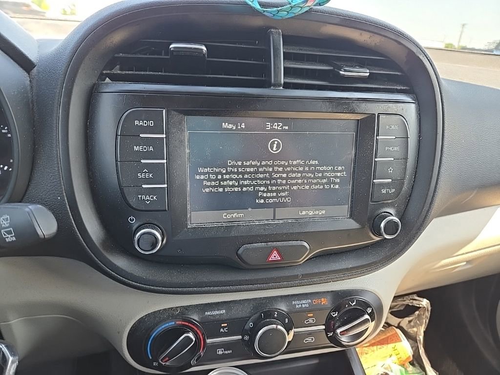 Used 2021 Kia Soul LX FWD image 7