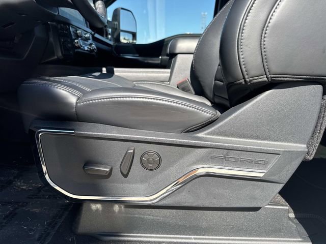Used 2025 Ford F350 Platinum image 13