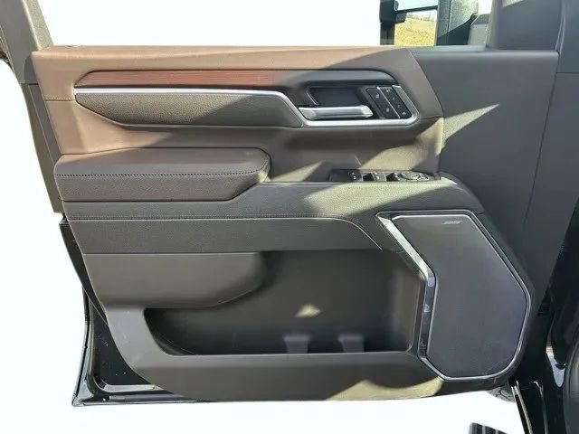 New 2026 GMC Sierra 3500 Denali w/ Technology Package image 12