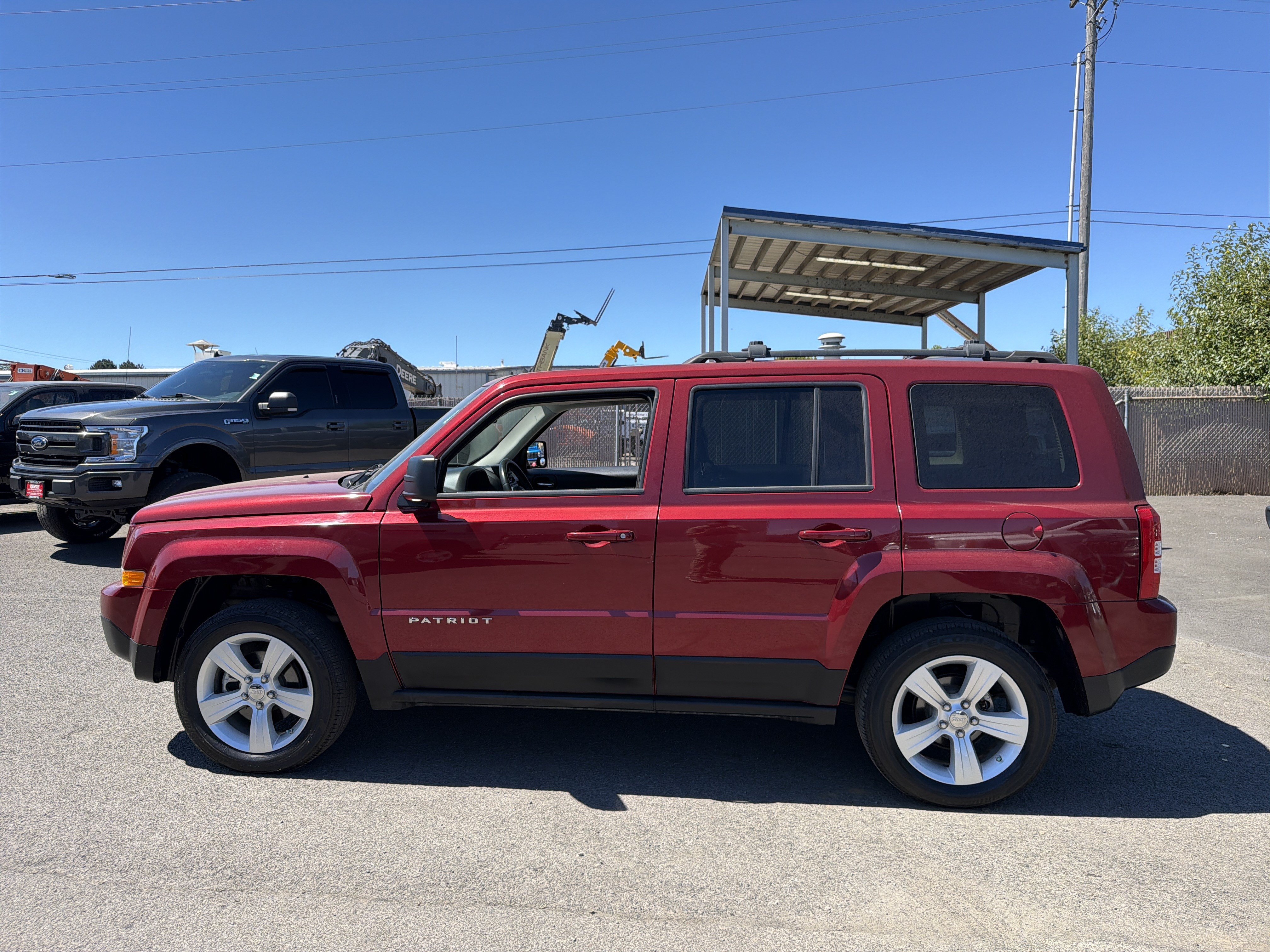 Used 2012 Jeep Patriot Latitude w/ Sun/Sound Group AWD/4WD image 2