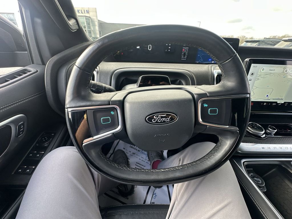 Used 2025 Ford Expedition Max Platinum w/ Stealth Performance Package AWD/4WD image 20