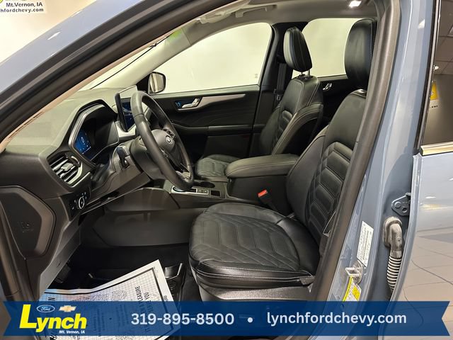Certified 2023 Ford Escape Platinum w/ Premium Technology Package AWD/4WD image 8