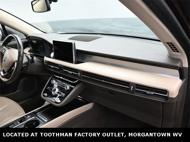 Used 2021 Lincoln Corsair AWD w/ Equipment Group 101A image 12