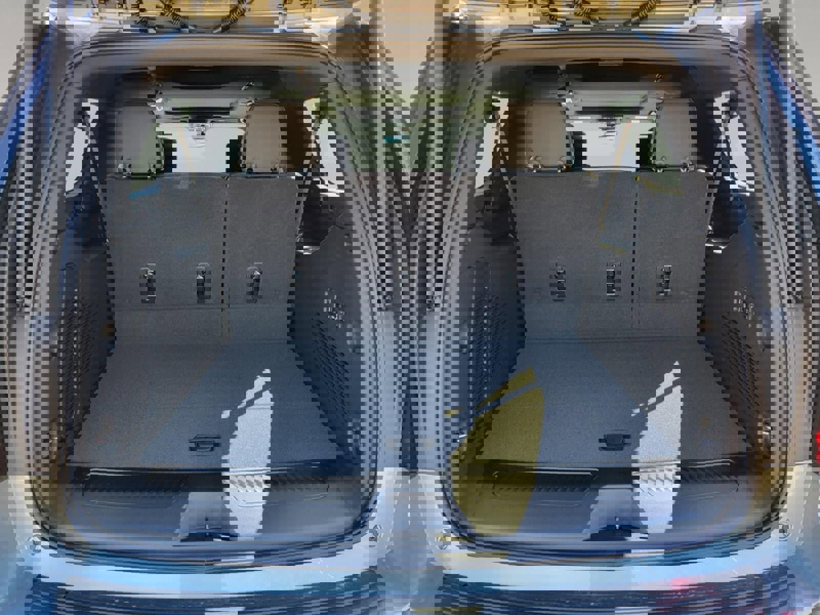 New 2026 GMC Yukon XL Elevation w/ Elevation Premium Package image 6