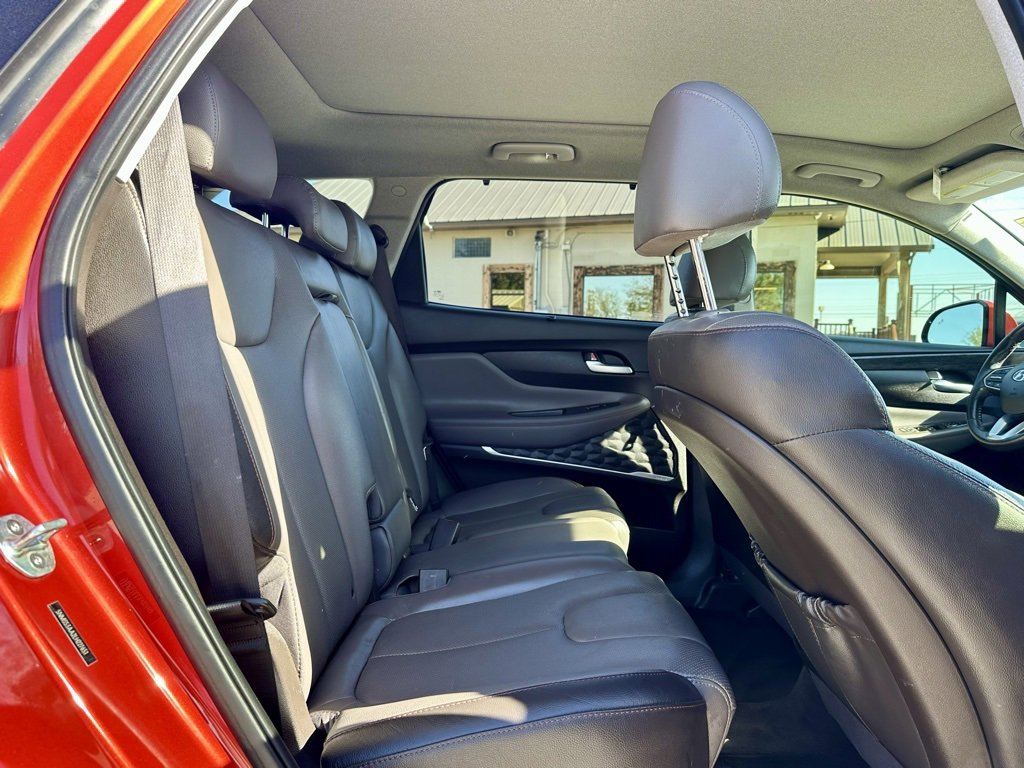 Used 2020 Hyundai Santa Fe Limited w/ Cargo Package image 12