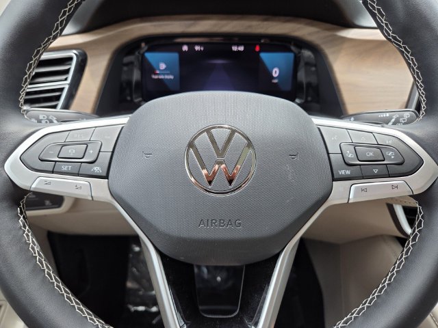 Used 2026 Volkswagen Atlas SE FWD image 34