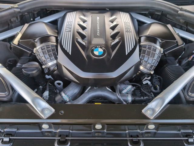 Used 2021 BMW X7 M50i image 31