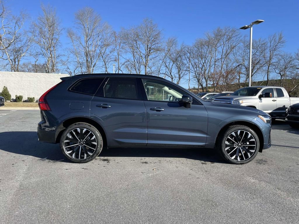 New 2026 Volvo XC60 B5 Ultra w/ Protection Package Premier image 25