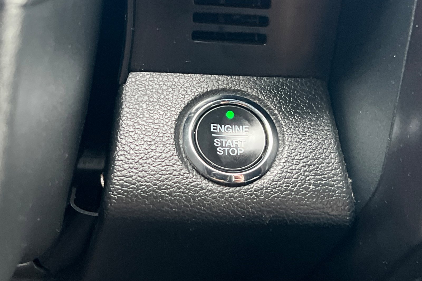 Used 2020 Ford Expedition Max Limited image 21