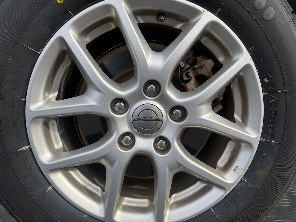 Used 2023 Chrysler Pacifica Touring-L image 20