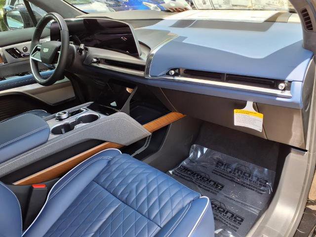 New 2026 Cadillac Vistiq Premium Luxury image 8