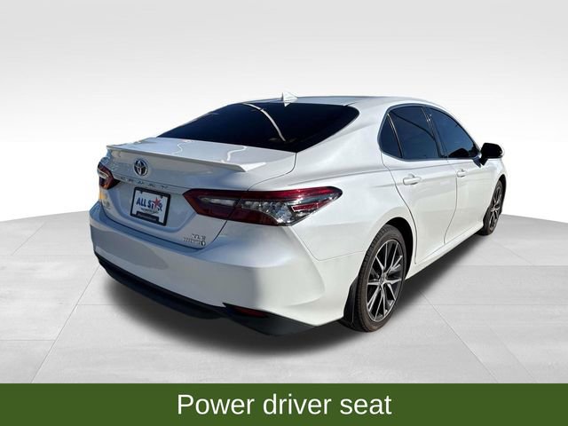 Used 2023 Toyota Camry XLE image 8