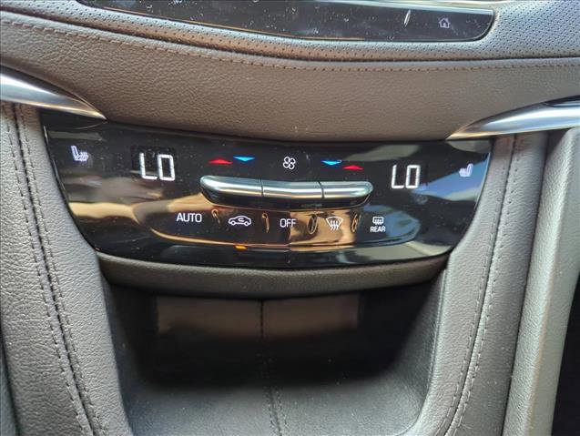 Used 2023 Cadillac XT6 Luxury image 8