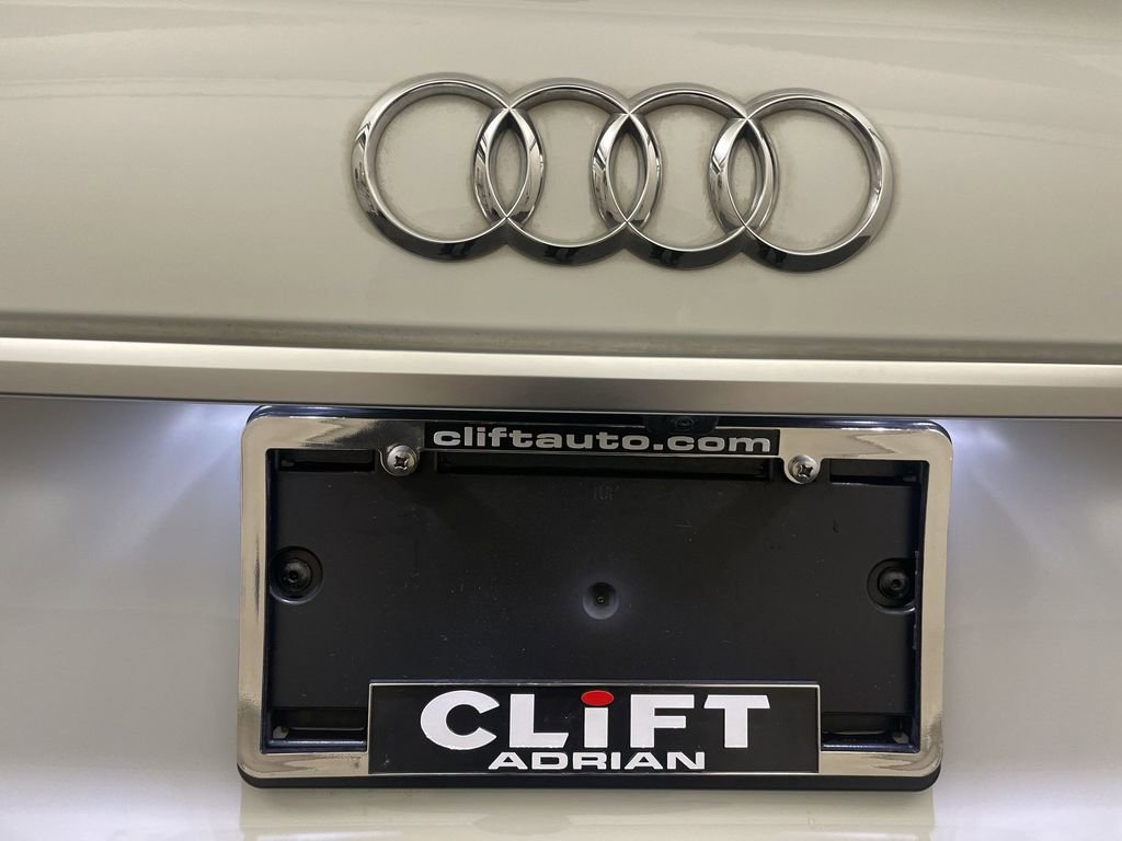 Used 2023 Audi Q5 2.0T Prestige w/ Prestige Package image 27