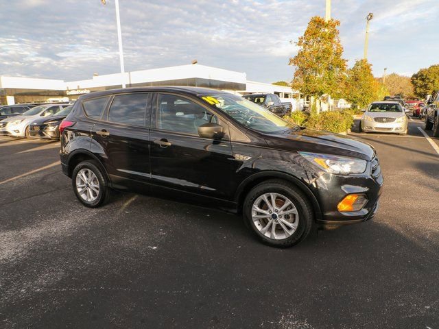 Used 2019 Ford Escape S image 12