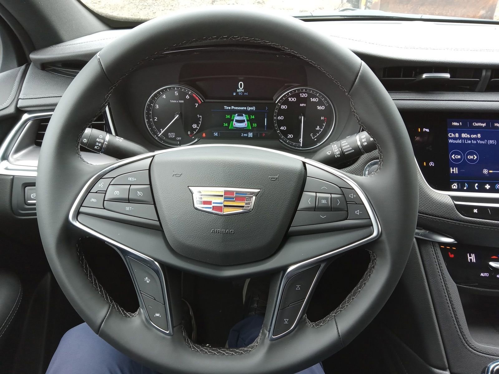 New 2026 Cadillac XT5 Luxury image 11