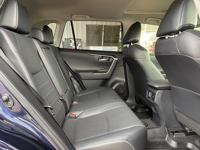 Used 2021 Toyota RAV4 Limited image 23