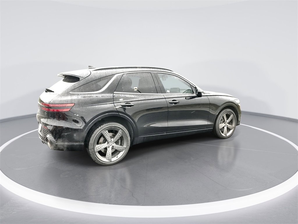 Used 2025 Genesis GV70 3.5T Sport w/ Sport Prestige Package image 8