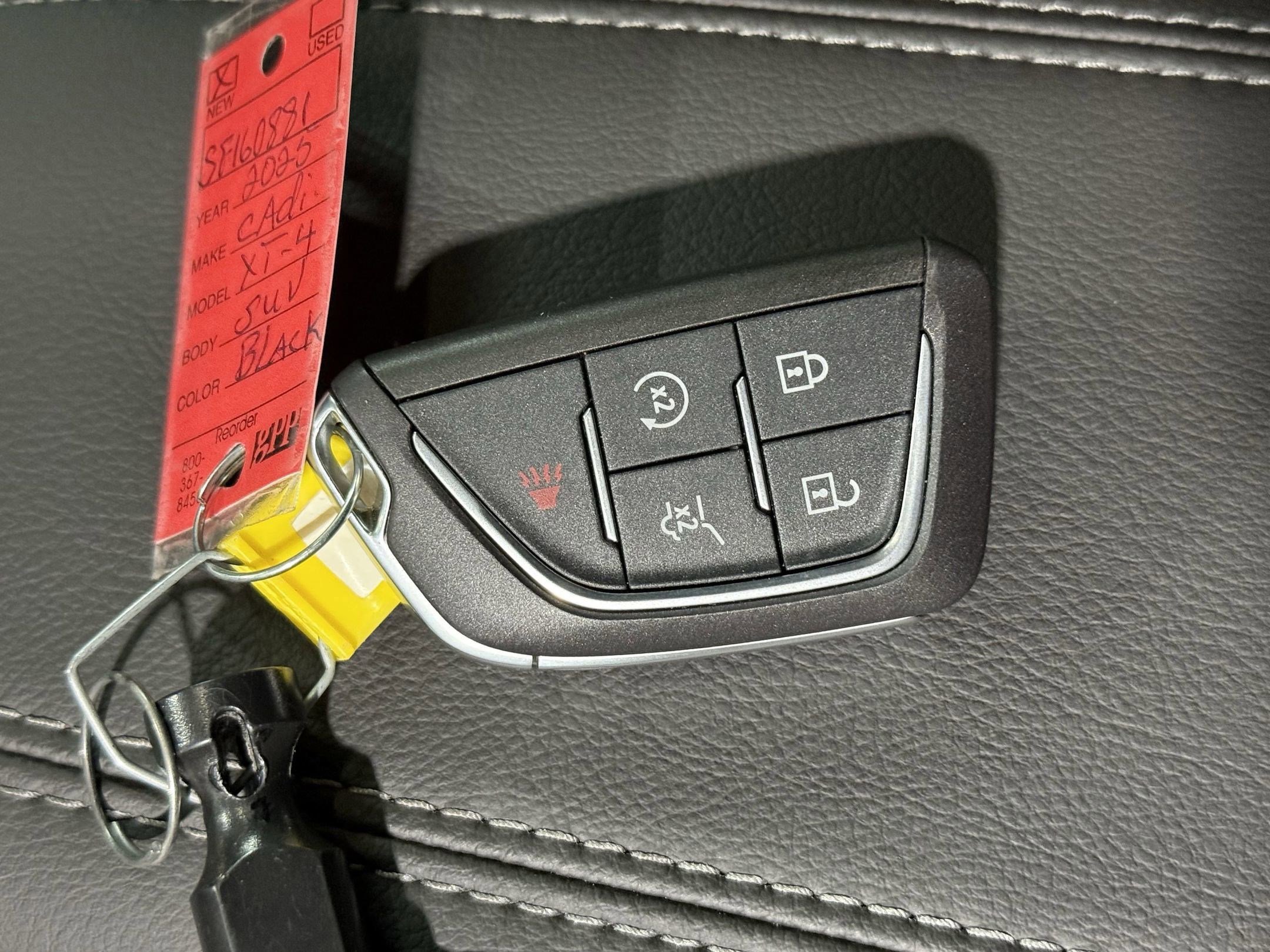 New 2025 Cadillac XT4 Premium Luxury image 34