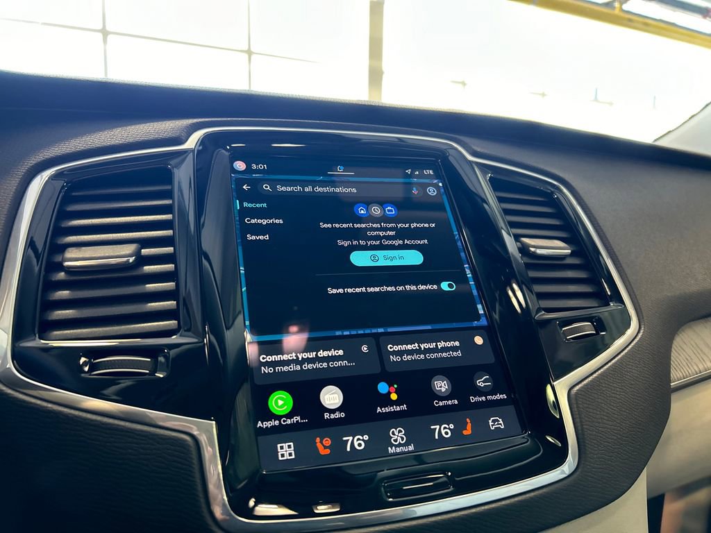 Used 2025 Volvo XC90 B6 Plus w/ Protection Package Premier image 16