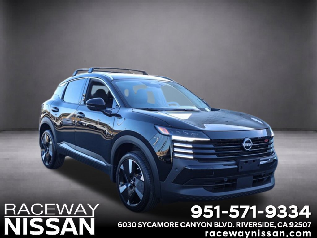 New 2025 Nissan Kicks SR