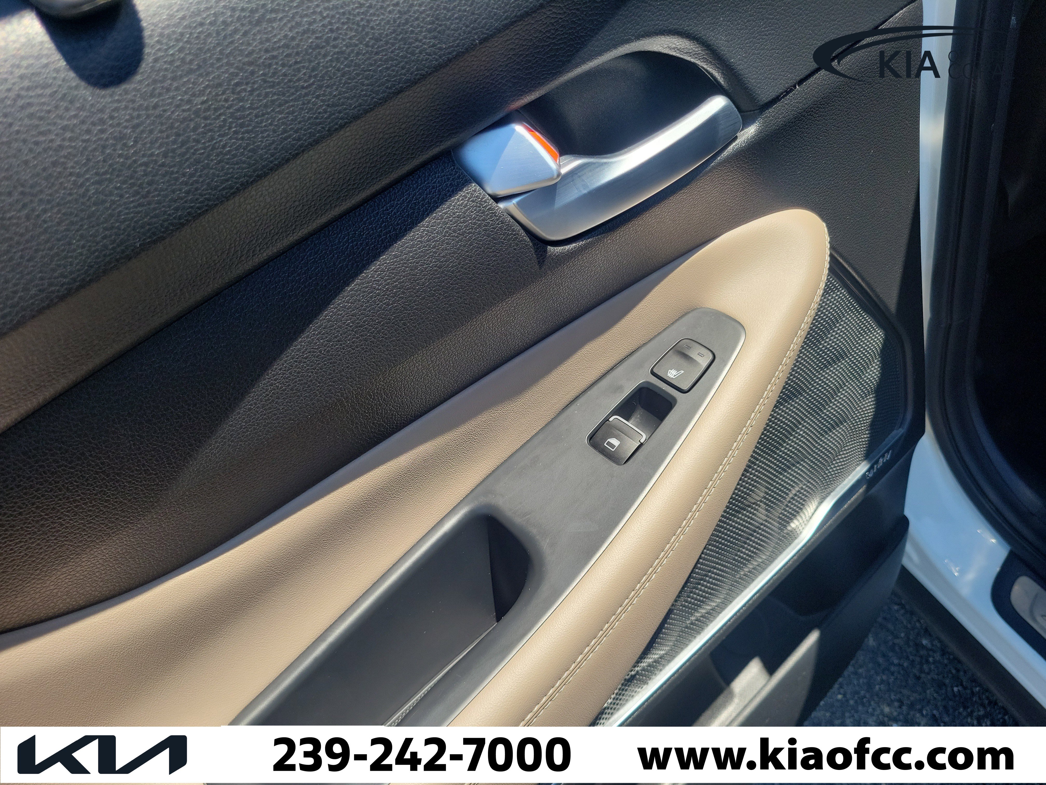 Used 2020 Hyundai Santa Fe Limited FWD image 14