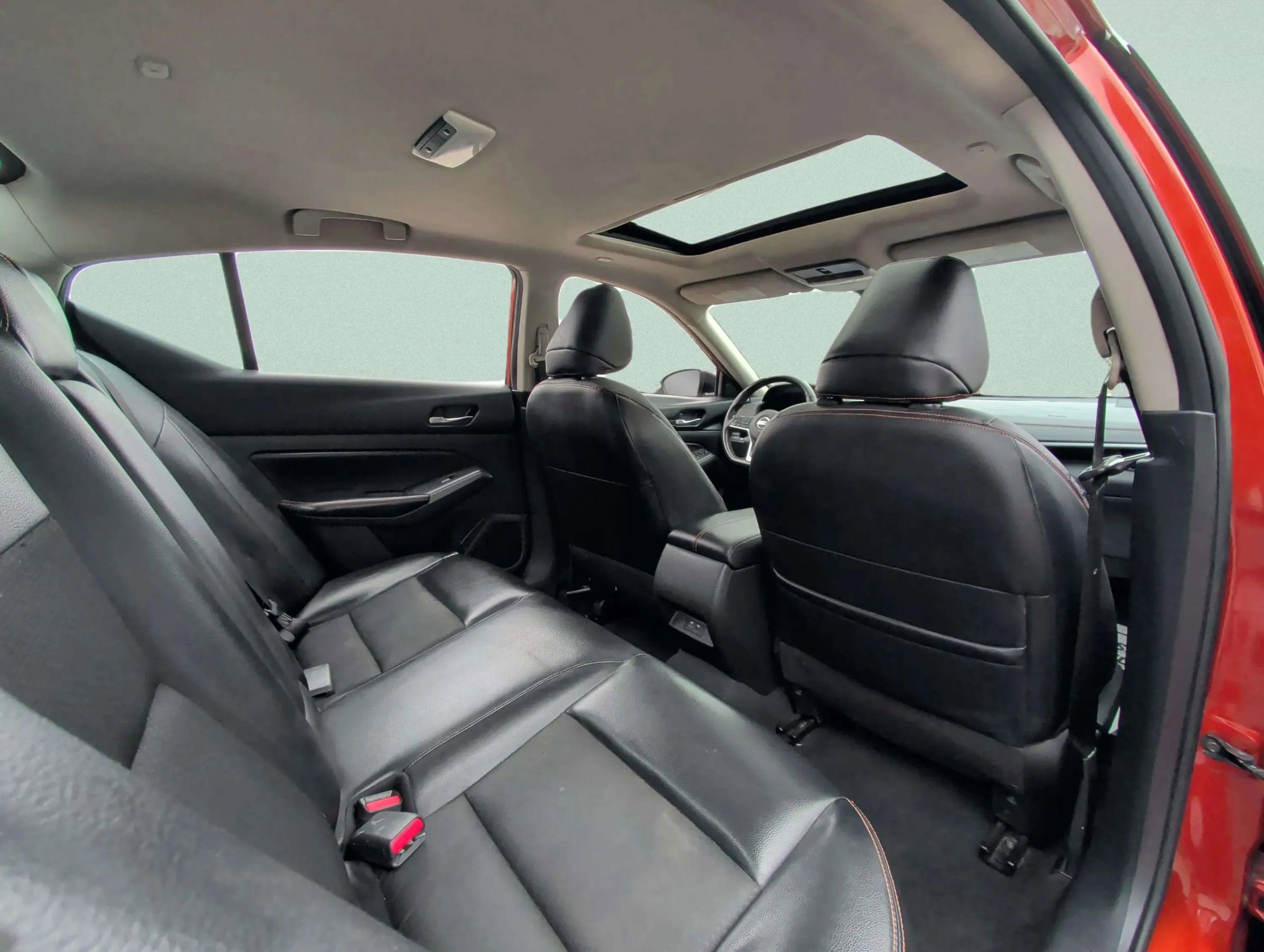 Used 2022 Nissan Altima 2.0 SR image 25