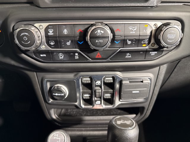 Used 2023 Jeep Wrangler Unlimited Sport AWD/4WD image 31
