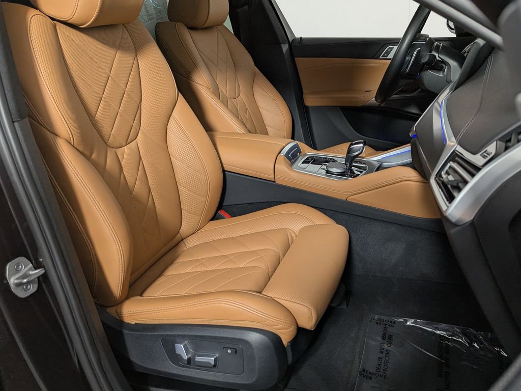 Certified 2023 BMW X6 xDrive40i w/ Climate Comfort Package image 29